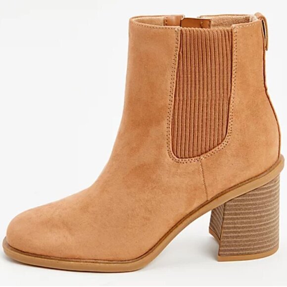 Dr. Scholl's Heeled Chelsea Boots - Ride Away - Picture 13 of 13